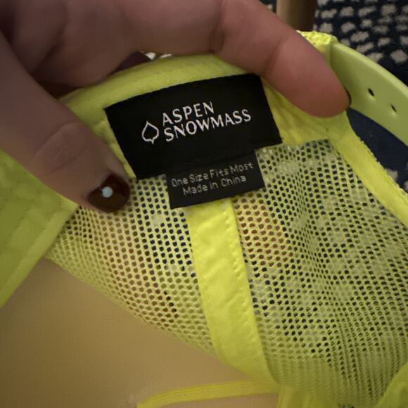Aspen Snowmass Cloud 9 Neon Yellow Trucker Hat - BRAND NEW, 100% Authentic - Picture 4 of 5